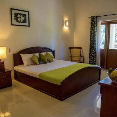 Coco Villa Peach Tree Katunayaka Bagian luar foto